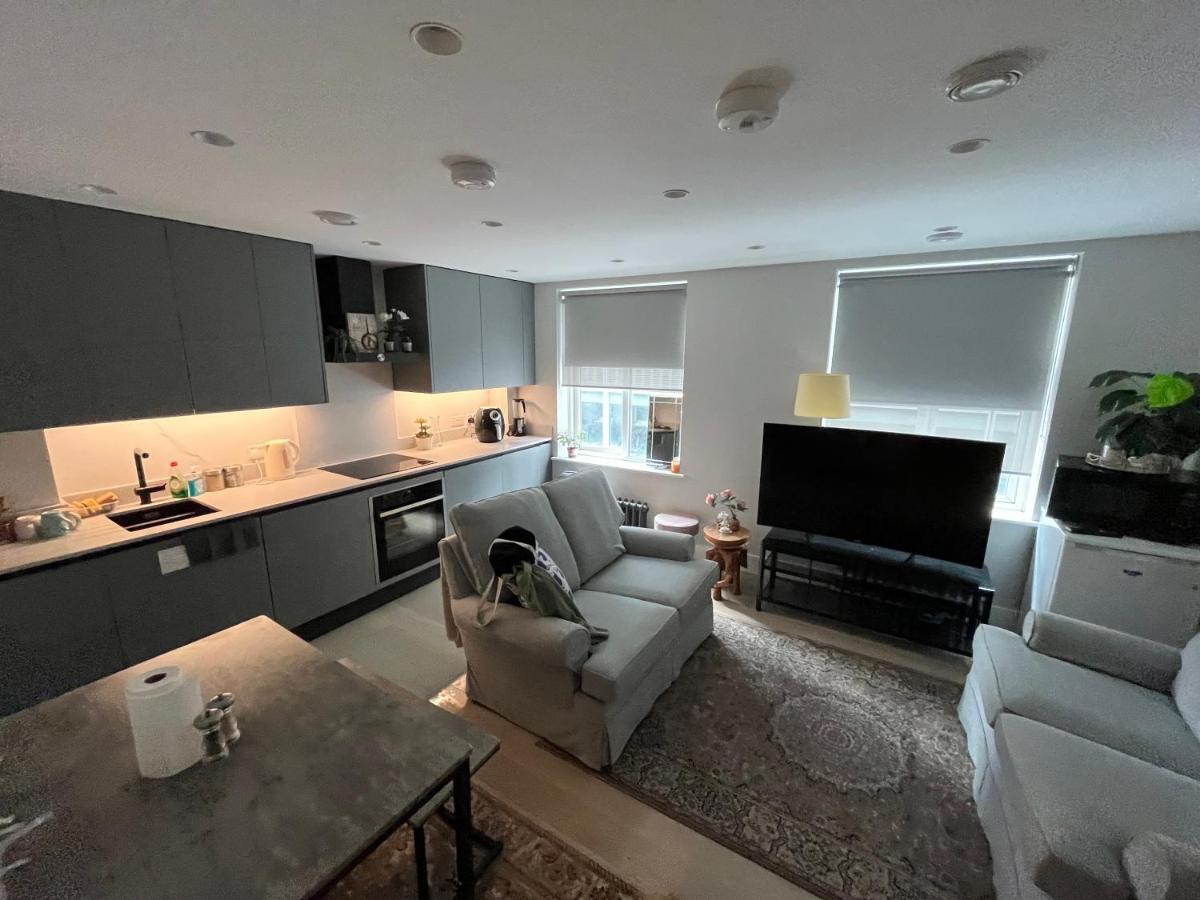 Heart Of Soho Two Bedroom * Londra